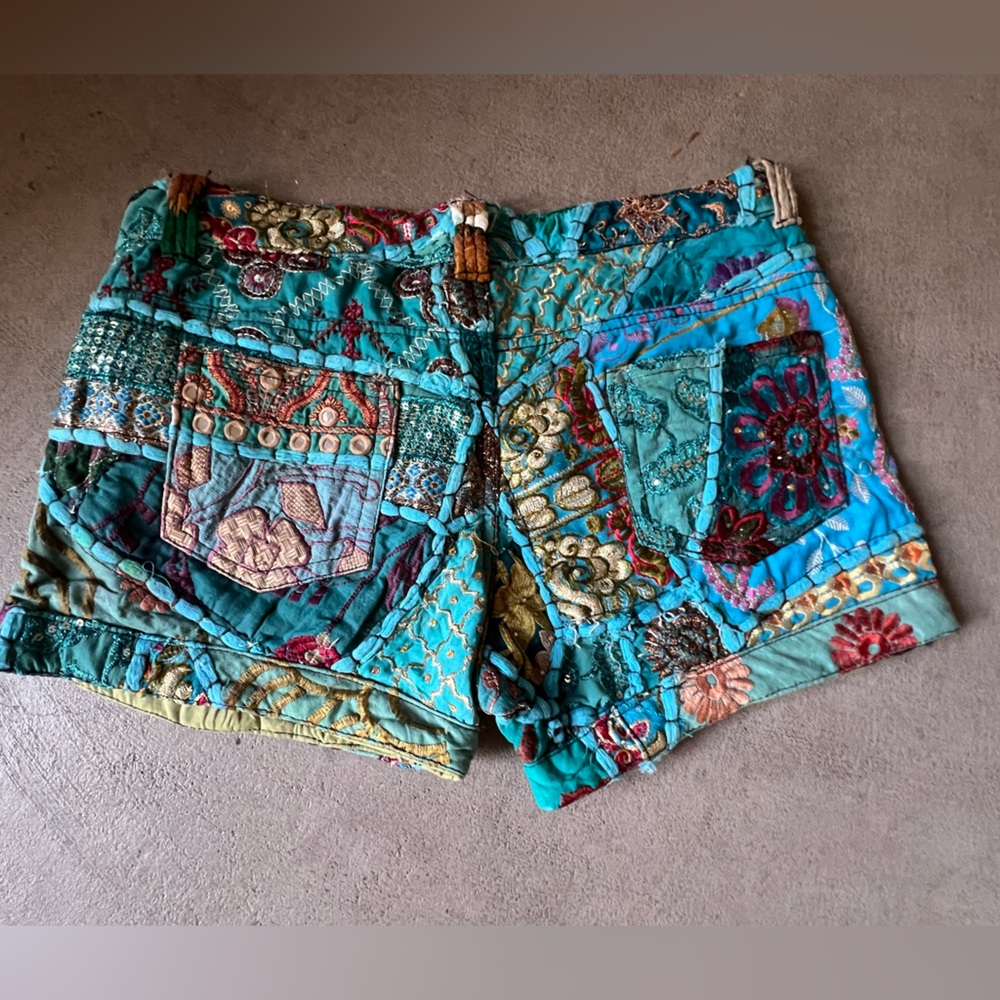 Raj Boho Patchwork Women Shorts - Picture 4 of 8